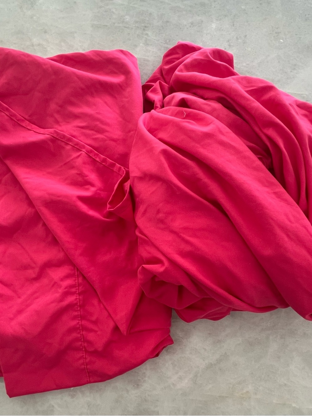 American Home hot pink twin sheet set